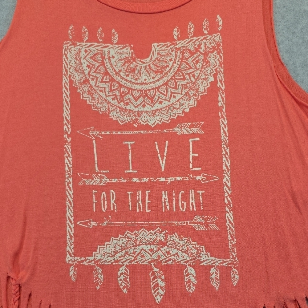 Coral Fringe Tank Top - Picture 2 of 9